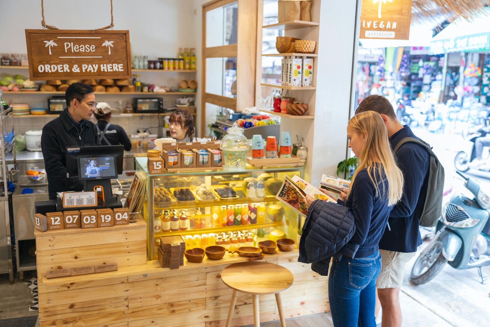 How Dailyle Delivers Groceries in Under 60 Minutes